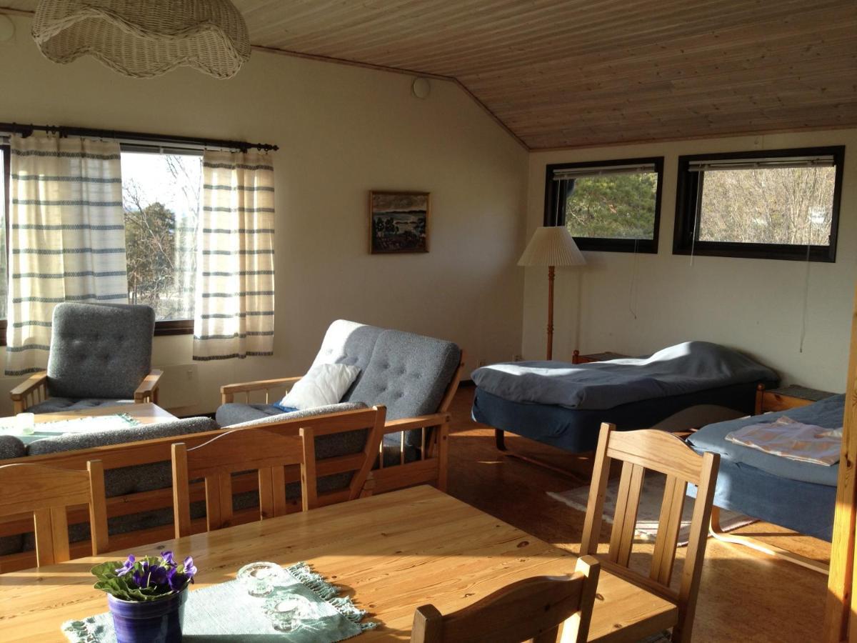 Kaellviken Semesterby Strömstad Стая снимка